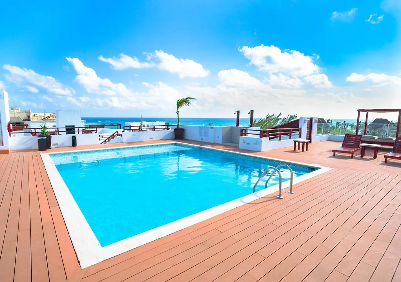 Beachfront Penthouse With 3 Bedrooms & Ocean View - Las Nubes Playa del Carmen Сasa de vacaciones