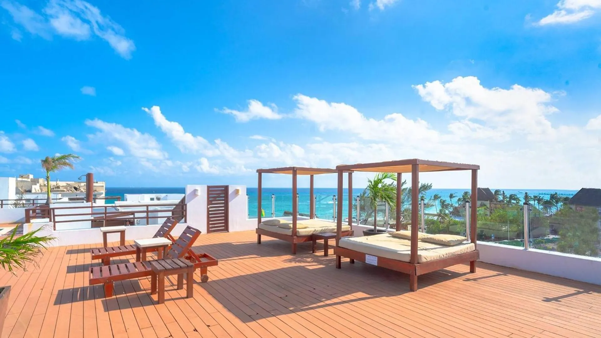 Prázdninový dům Beachfront Penthouse With 3 Bedrooms & Ocean View - Las Nubes Playa del Carmen Mexiko