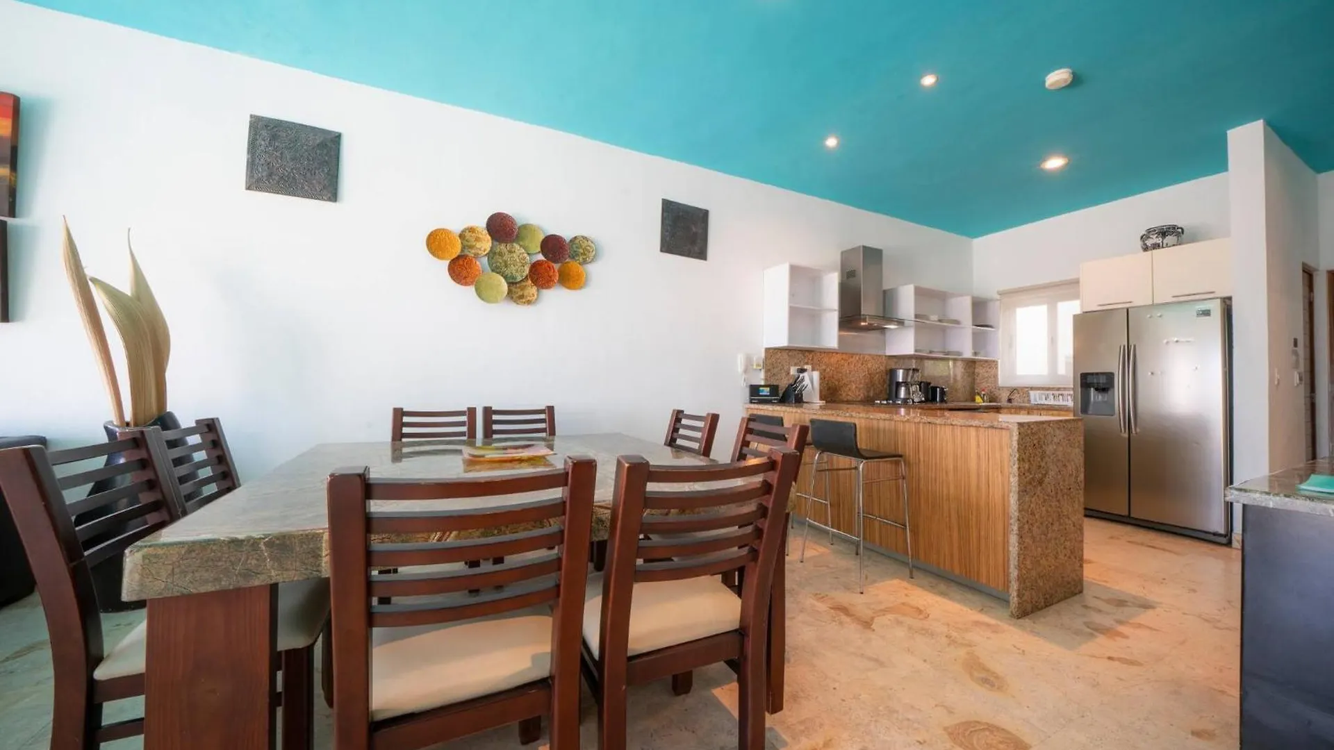 Beachfront Penthouse With 3 Bedrooms & Ocean View - Las Nubes Playa del Carmen 0*,  Mexiko
